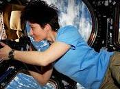 Astrosamantha donna record nello spazio