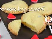 Biscotti stecco forma cuore ripieni crema pasticcera cioccolato