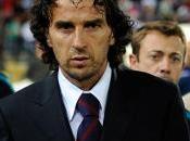 Allenatore chiama "Finocchio" giocatore espulso. cognome