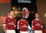Maggio 2011:adidas presenta nuova maglia dell’A.C. Milan stagione 2011/12!!!