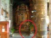 Turista scatta foto compare fantasma prete assassinato.Indagini riaperte