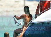 Pippa sullo yacht: foto proibita Ibiza