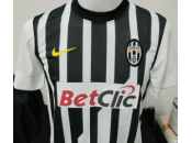 Juventus:ecco nuove maglie stagione 2011/2012!
