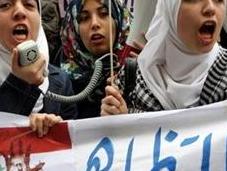 siria continua repressione popolo. aumentano morti. donne riunite movimento “free women” protestano senza paura