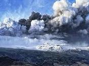 Islanda/ eruzione vulcano, nube-ceneri paura aerei Europa