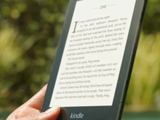nuovo Amazon Kindle Paperwhite resiste all'acqua sottile: ecco tutti dettagli Notizia