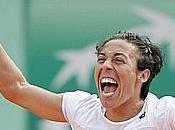 Inaffondabile Schiavone: semifinale!