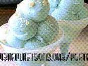 Gelato allo yogurt azzurro