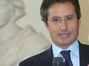 Aggredito presidente della Regione Campania, Caldoro (Video)