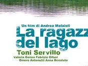 ragazza lago"