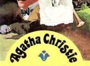 Fermate boia: delitti Agatha Christie annoia