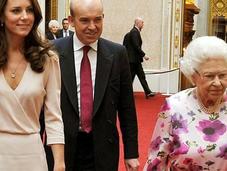 Dopo Diana principessa triste) Kate Middleton duchessa sfigata)