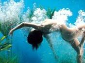 dans l’eau.