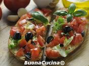 bruschetta pomodoro: piatto semplice, conociuto tutto mondo, piace grandi piccini…