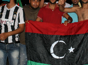 Foto giorno agosto 2011 libici magliette calcio mimetica