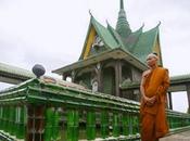 santuario buddista maha chedi kaew