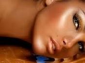 Struccare viso abbronzato