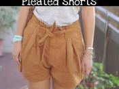 Pleated shorts