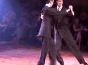 hermanos bailan!