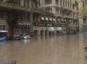 Genova: città soccombe sotto forza snaturata delle acque