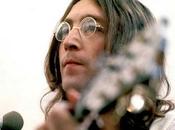 Venduto dente John Lennon