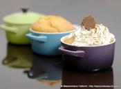 ricette dolci: l'evoluzione cupcakes cocotte granella nocciole, panna montata, cannella biscottini cacaco