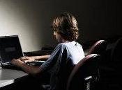 Ragazzi cyber-dipendenti genitori distanti
