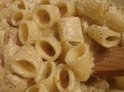 Mezzi rigatoni alla ricotta guanciale