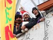 Natale continua protesta operai sulla torre Milano