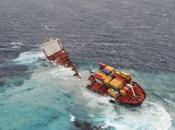 cargo Rena spacca due: allarme nuovi versamenti petrolio