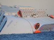 Concordia: trovata scatola nera rotta. Mancano ancora passeggeri Foto soccorsi squarcio nave