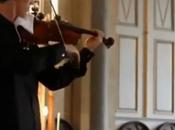 Eccezionale! brillante violinista LukßÜ Kmit interrotto cellulare riproduce melodia!