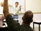 Istituto Marconi: insegnante aggredito alunno Calci pugni nell’aula scolastica