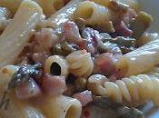 Pasta "pasticciata" asparagi, pancetta zola