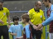 bambini mascotte ignorano proprio come Suarez Evra