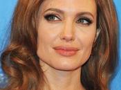 Angelina Jolie indossa gioielli Vhernier