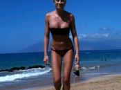 Maddalena Corvaglia Bikini alle Awaii