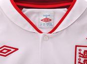 Calcio, Euro 2012: Umbro svela nuova maglia dell’Inghilterra. bianca dettagli rosso