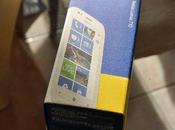 Unboxing: Nokia Lumia