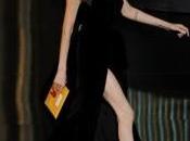 Angelina Jolie troppo sexy alla notte degli Oscar