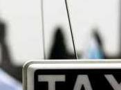 Tassista pestato Roma perso occhio