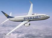 Ryanair scavalca Alitalia