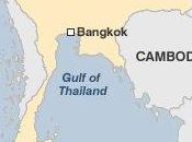 Auto motobombe esplodono nella Thailandia sud: almeno morti