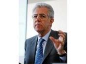 Monti democrazia sospesa